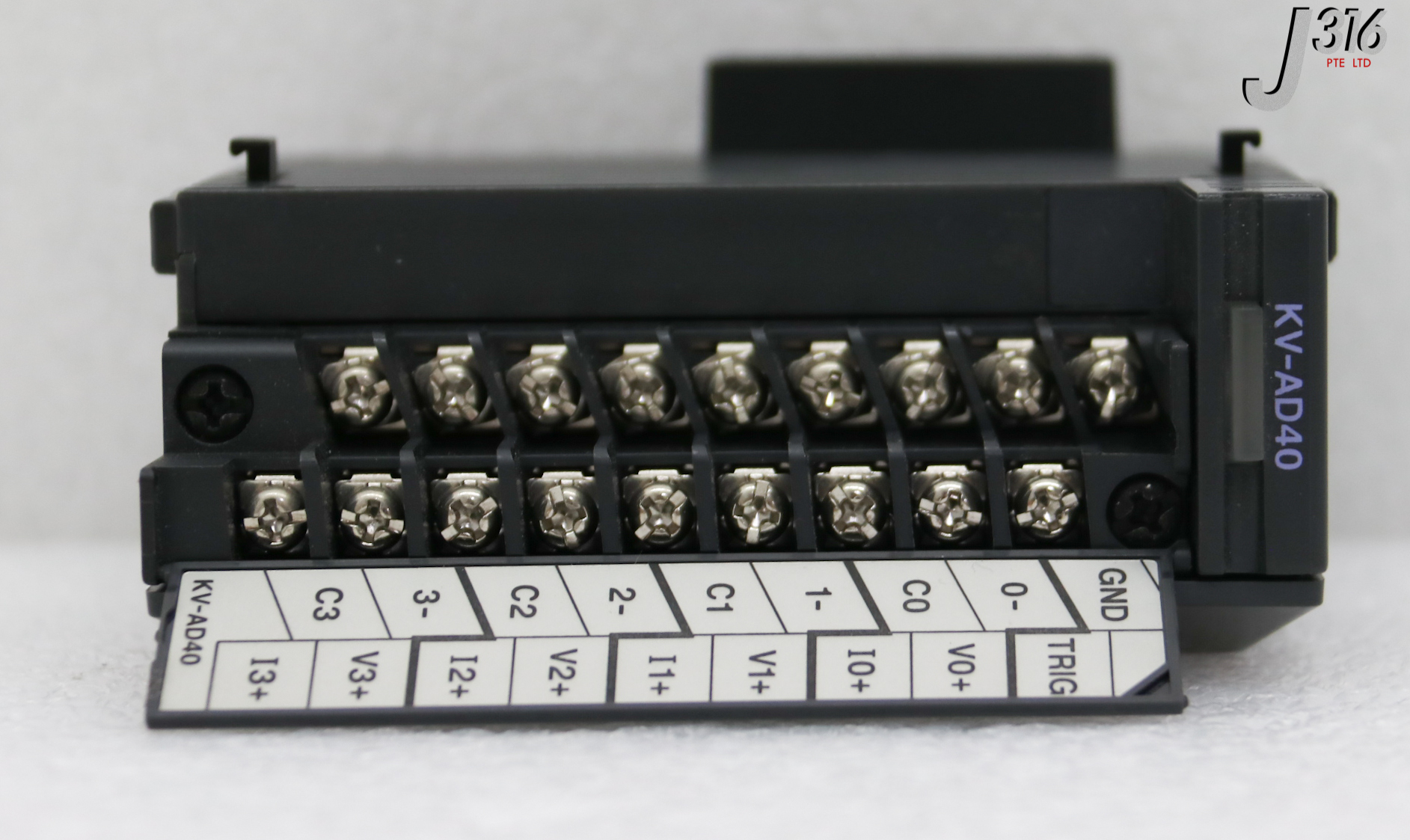 33857 KEYENCE A/D CONVERSION UNIT, 4 ANALOG INPUT CHANNELS KV-AD40